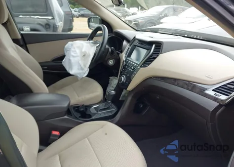 2017 Hyundai Santa Fe Sport 2.4L z USA, uszkodzony, nr VIN 5NMZU3LB0HH030914